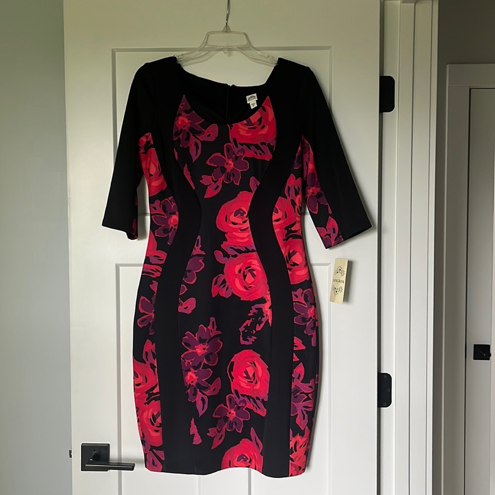 Red rosy cocktail dress